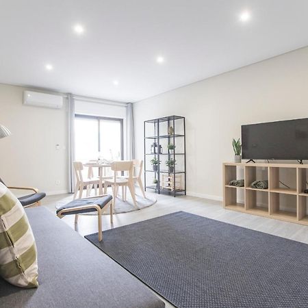 2Br Flat W/ Ac & Great Views By Lovelystay Vila Nova de Gaia Exterior photo